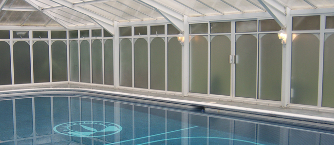 Stylish and effective privacy film for glass