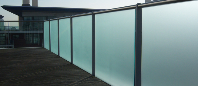 Stylish and effective privacy film for glass