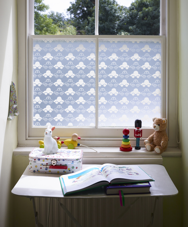 Pre-Cut White Printed Macchina Design - 500mm x 1m