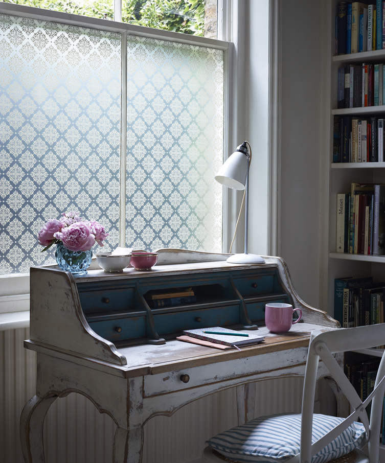 Pre-Cut White Printed Modello Design - 500mm x 1m