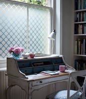 Pre-Cut White Printed Modello Design - 500mm x 1m